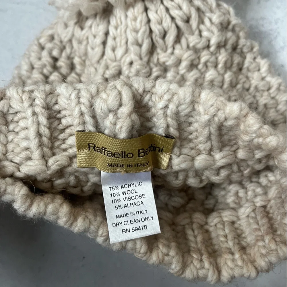 Raffaello Bettini Knit Hat Neutral Cream Beige
